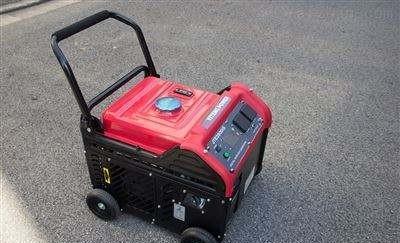 電動車上安裝個發(fā)電機,騎電動車的過程中直接給電瓶充電,可行嗎